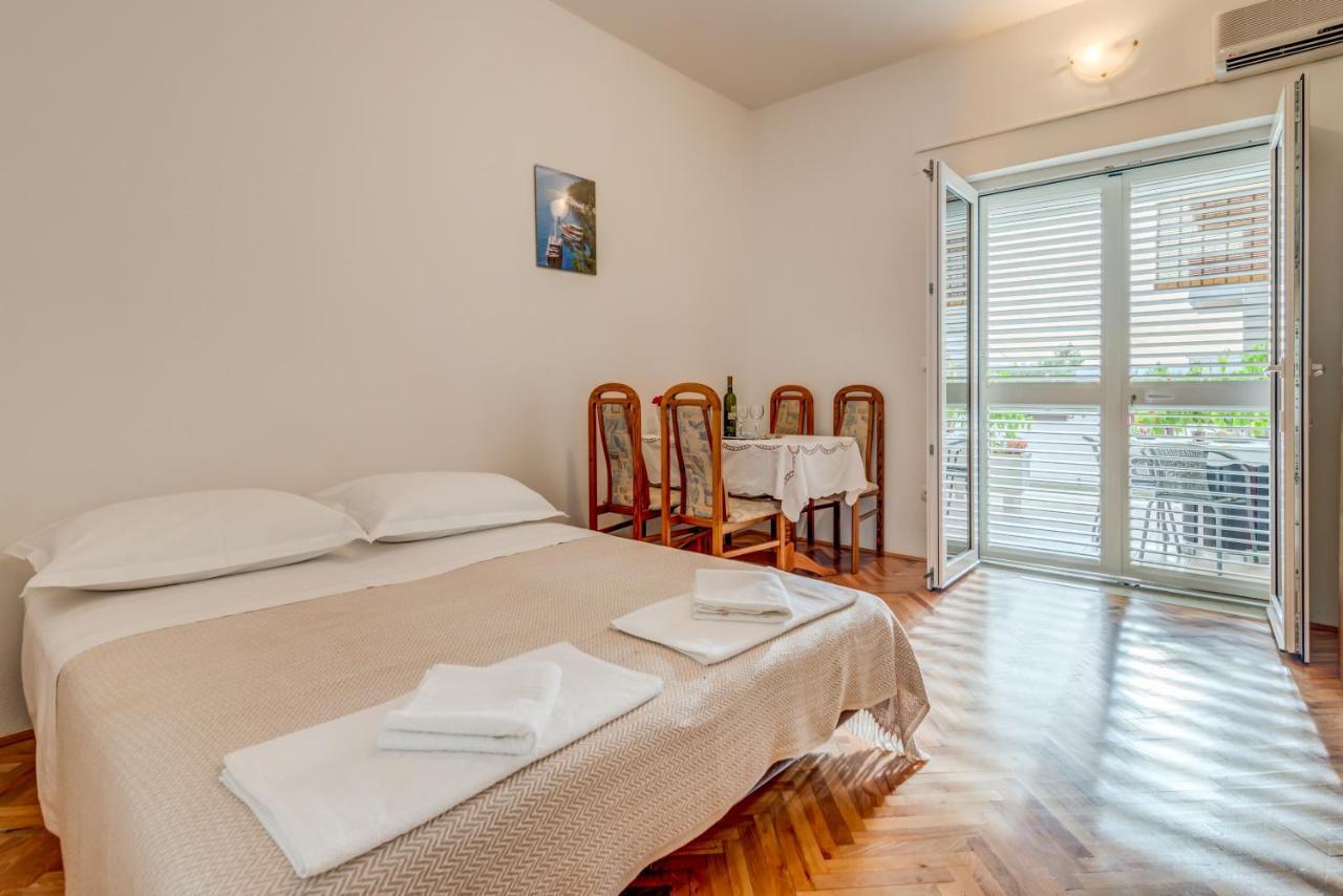 Apartment Nemira Getaway *
