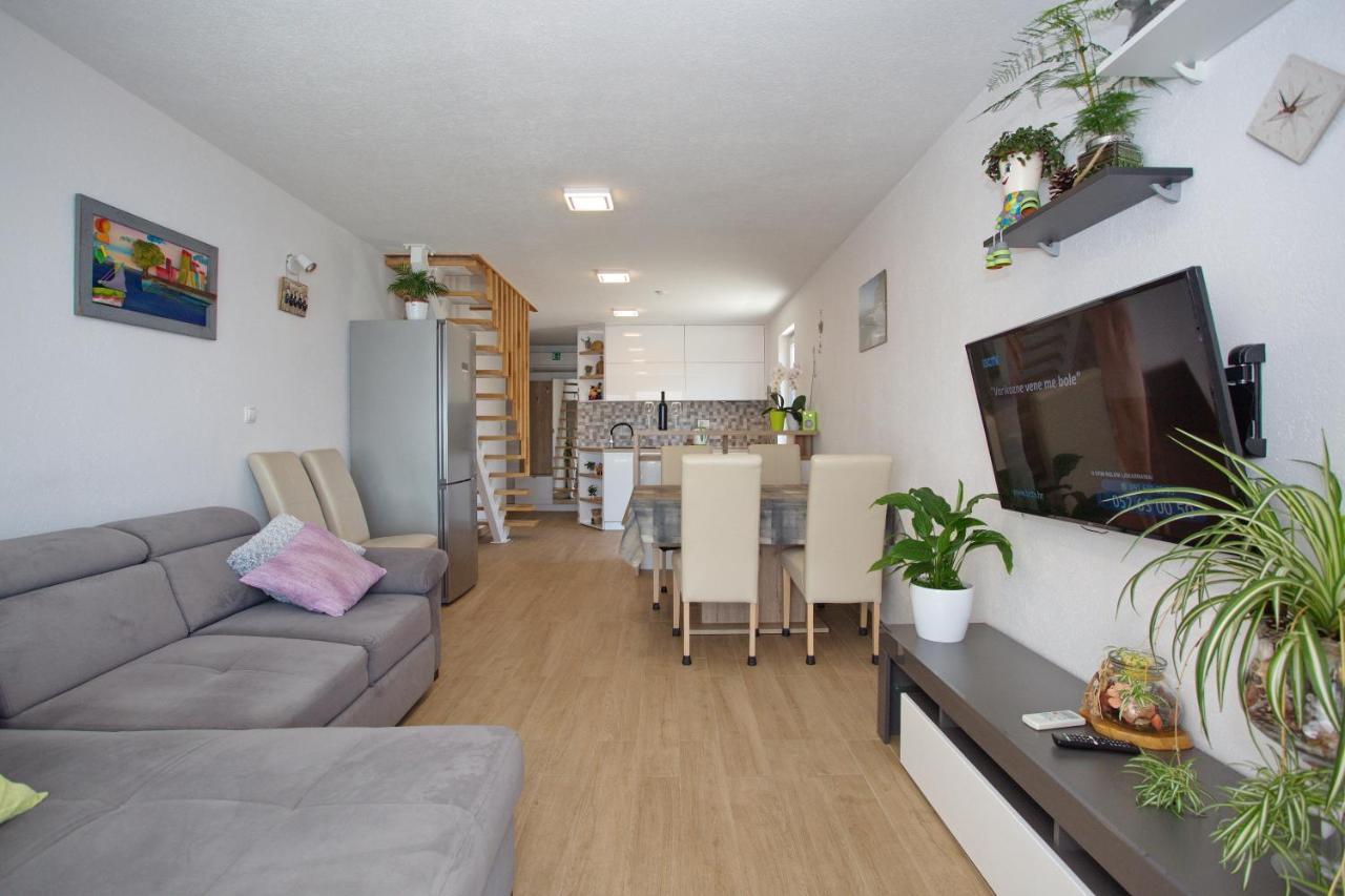 Apartment Nemira Getaway