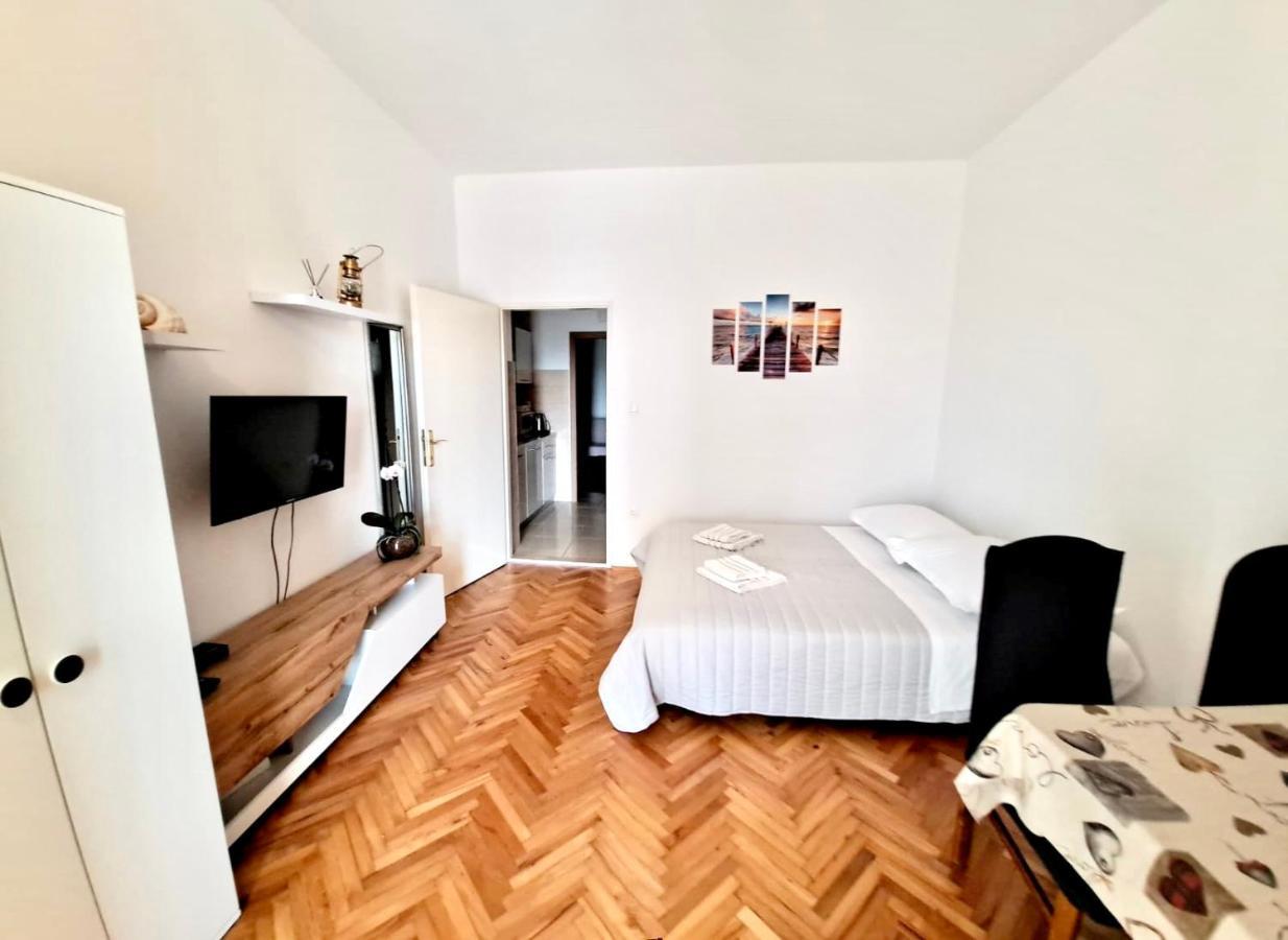 Apartment Nemira Getaway *
